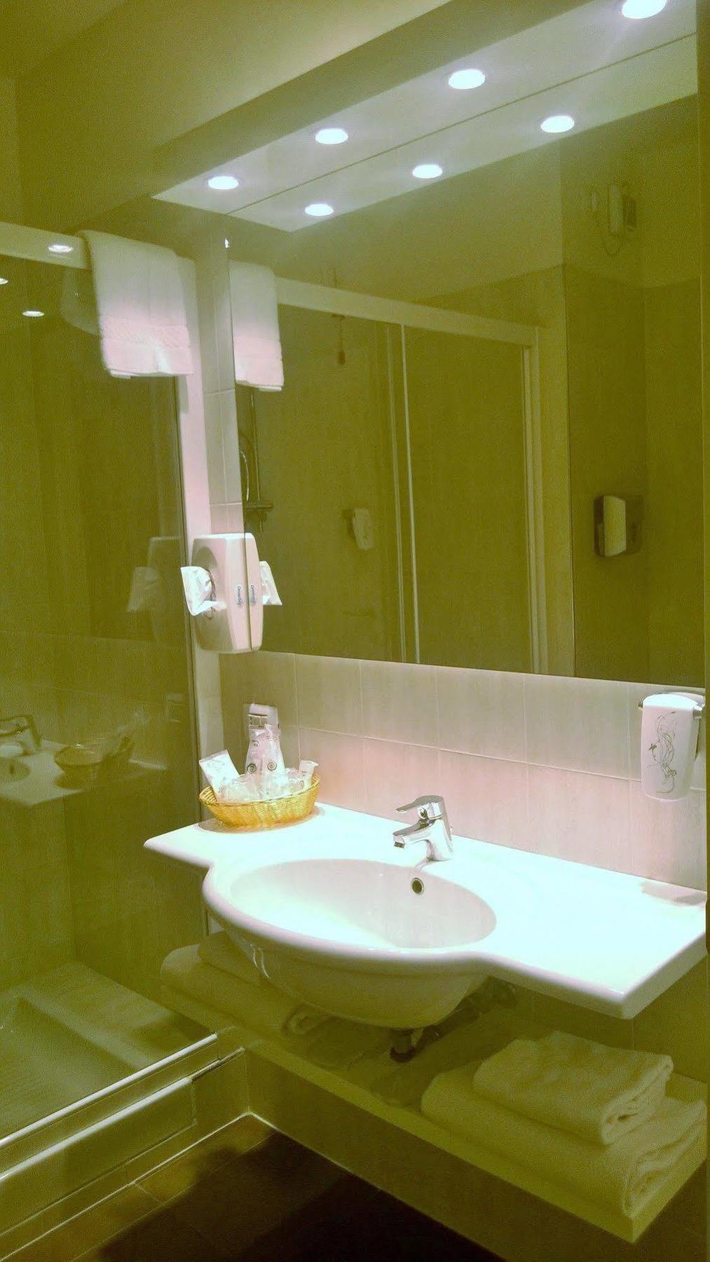 Hotel Motel Piu' Vaiano Cremasco Экстерьер фото